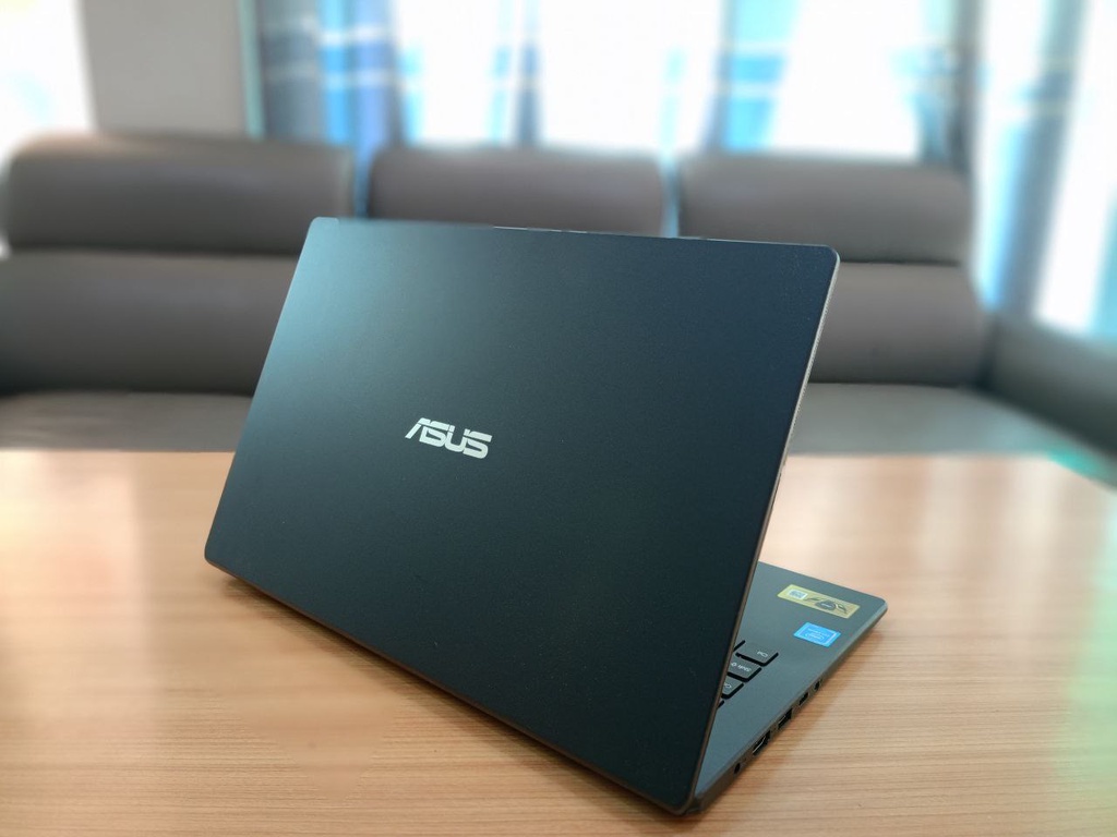 Asus VivoBook E410MA (Celeron N4020, 4GB, 512GB SSD, 14")