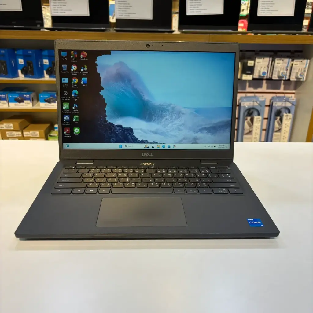 Dell Latitude 3430 (i5 12th Gen, 16GB, 256GB, 14") Black