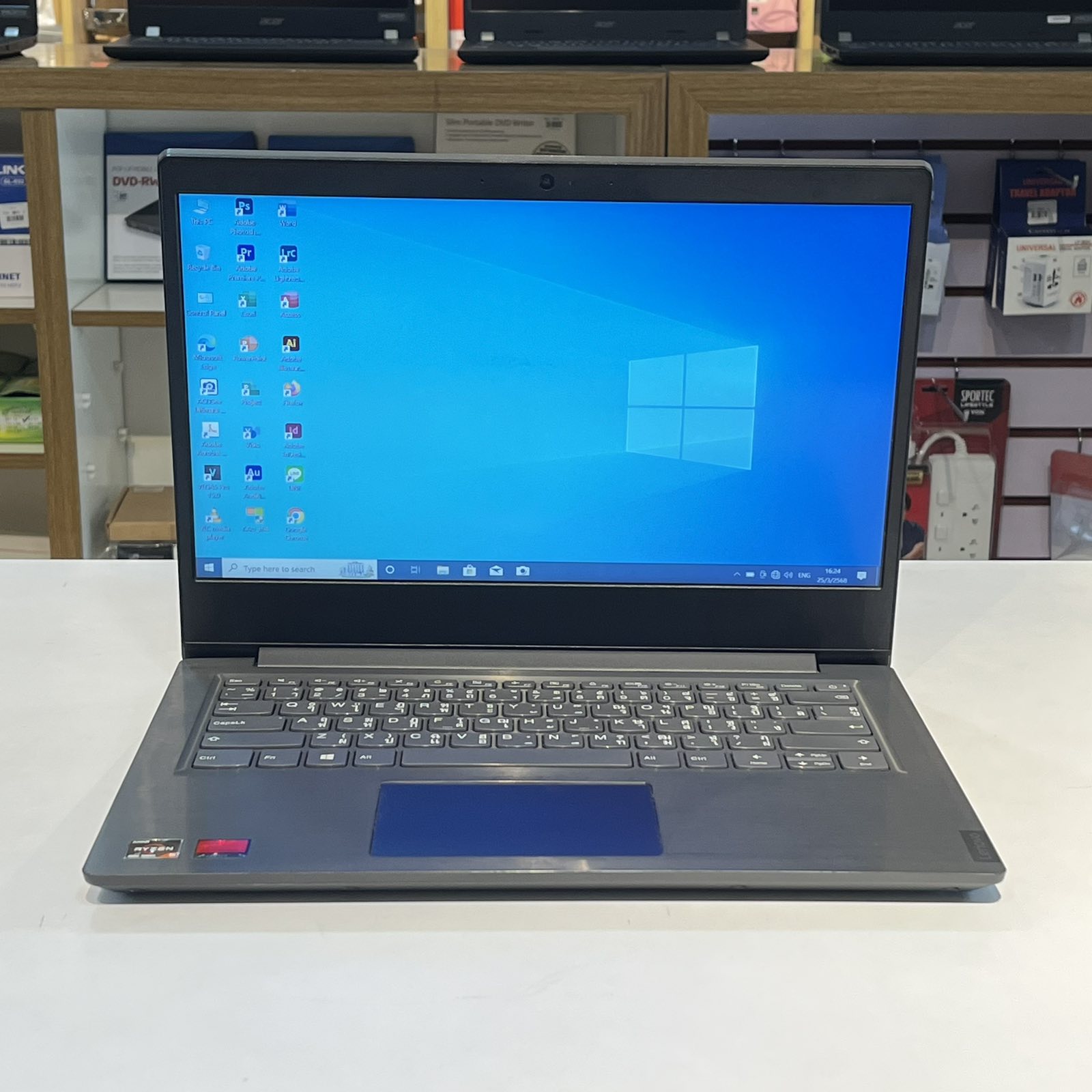 Lenovo V14 - ARE (AMD Ryzen5 4500U, 8GB, SSD 256GB, 14")